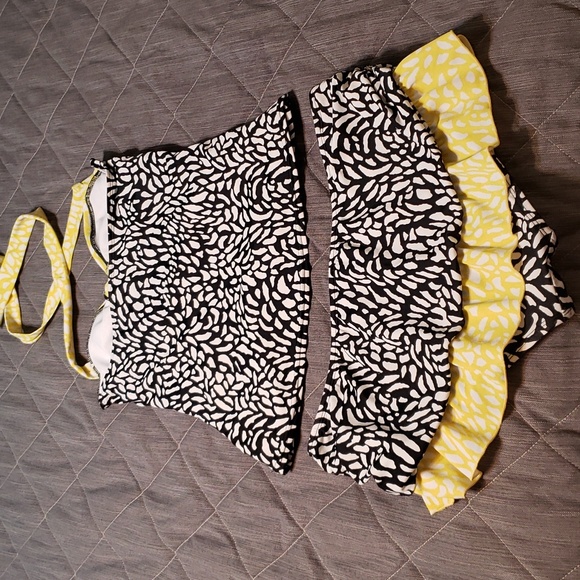 ❤️3/$30 - 2 piece swimsuit M top L bottom - Picture 13 of 16